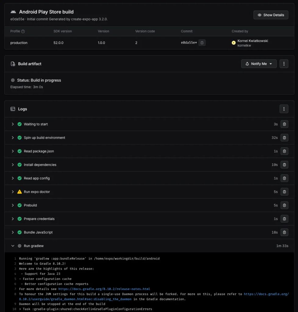 Detailed build view for an Android Play Store app in progress, showing log steps like environment setup, dependency install, and JavaScript bundling.